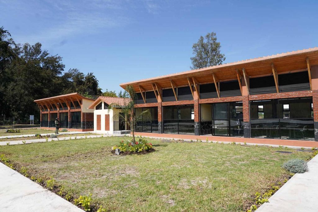 Universidad-Benito-Juarez-Pajacuaran_Michoacan